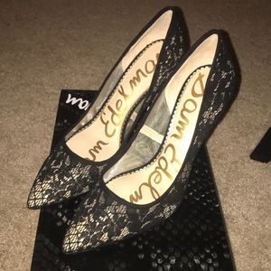 SAM EDELMAN BLACK LACE HEALS